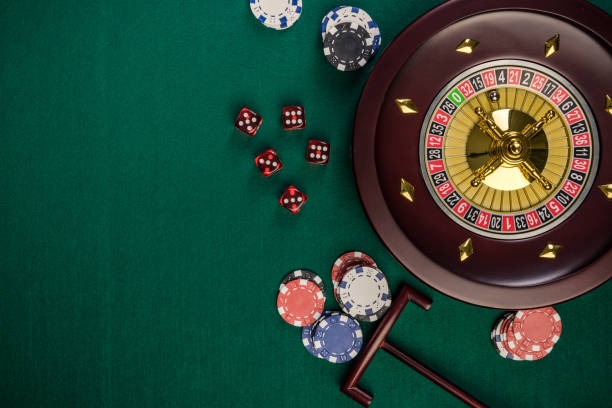hamtoto Crash game interface showing rising multiplier curve and cash-out button